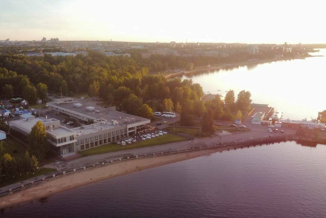 Описание изображения